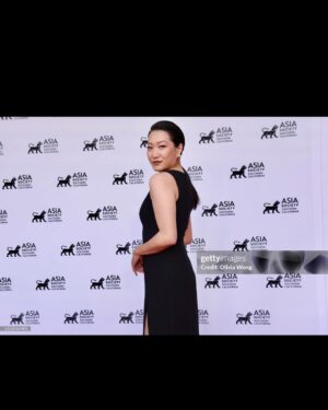 Kara Wang Instagram - always a pleasure to emCee the @asiasocietyla annual gala 🥂✨🍷 some incredible speeches and honorees this year. also peep the signed Ohtani bobblehead we auctioned off that I was obviously incredibly passionate about. ✌️😛⚾️

glam team never misses ❤️
mua: @annyk.makeup 
hair: james dunham