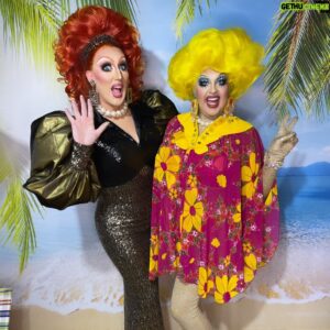 Karen From Finance Instagram - @dragexpoau was so much fun today!!! Loved seeing you all, especially @misspollyfilla Thanks for coming by everyone!! 🏝️