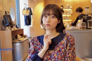 Karin Isobe Instagram - .

#かりんと一緒 
(ハッシュタグ作ってみました🐰みんなも使って〜💕
今年はいろんな所に行って写真を残すぞーーー🫶🏻)

.

#ランチ巡り #カフェ巡り 
#原宿カフェ #原宿グルメ #📷 
#idem #レトロコーデ