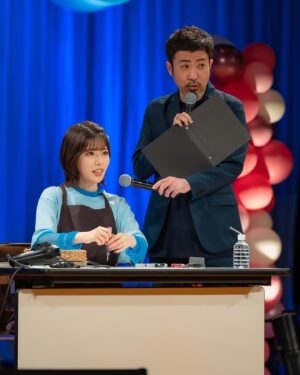 Karin Isobe Instagram - .

Twitterの方では書いたけど、
きっとInstagramだけを見てる方もいると思うので💡

改めて、、

今年も、お誕生日イベント #ぽかおた2023 
無事に開催することができました🎂💐

両部満席！本当にありがとうございます☺️

.

Twitterと文章重なっちゃいますが…、
私の伝えたいことなので書きます。

みんなが応援してくれるお陰で、
今回もこんな素敵なお誕生日イベントを
開催することが出来たんです。

年々、キャパも来場者数も増えて

私の歩んできた道、これから歩む道を
こんなにも沢山の人が支えてくれるのかと思うと
心強いし、何よりとってもとっても嬉しいです。

(もちろん会場に来てくれたみんなの他にも、
いろんな形で応援してくれていることも知っているし、
それもとても幸せです。全部届いてるよ！)

でも、だからこそ、
みんなのことを大切にしたいから

どんなに応援してくれる人が増えても
大勢の"みんな"ではなくて、
心の中では一人一人の"あなた"と向き合って
一緒に夢を叶えたり、色んな景色を見たいです。

snsって文字数の関係もあるし、
"みんな"って言葉を使いがちだし、
(それも間違ってないと思うし…)

でも、私がみんなって書く時も、
そこの"あなた"のことを言ってるんだよ。
って、心の中で分かってて貰えたら嬉しいです。

色んな応援の形があっていいし、
無理はしてほしくないし、、

でも、これからも楽しい夢を一緒にいっぱい見たいから
ずっとずっと幸せにするから、ついてきてね！

新しい1年も楽しいこといっぱいあるよ！
待っててね！

花凜 より

.
#ぽかおた2023 #かりんと一緒