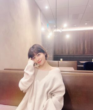 Karin Isobe Instagram - .

ゆったりニット🧶

.