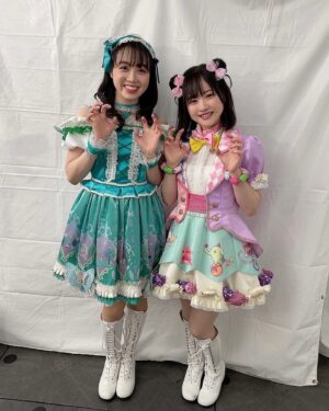 Karin Takahashi Instagram - 縦の写真🤳②

この衣装であやかちゃんと写真撮れたの、懐かしくてエモ☺︎

#シンデレラ10周年_ファイナルday2 
#idolmastercinderellagirls