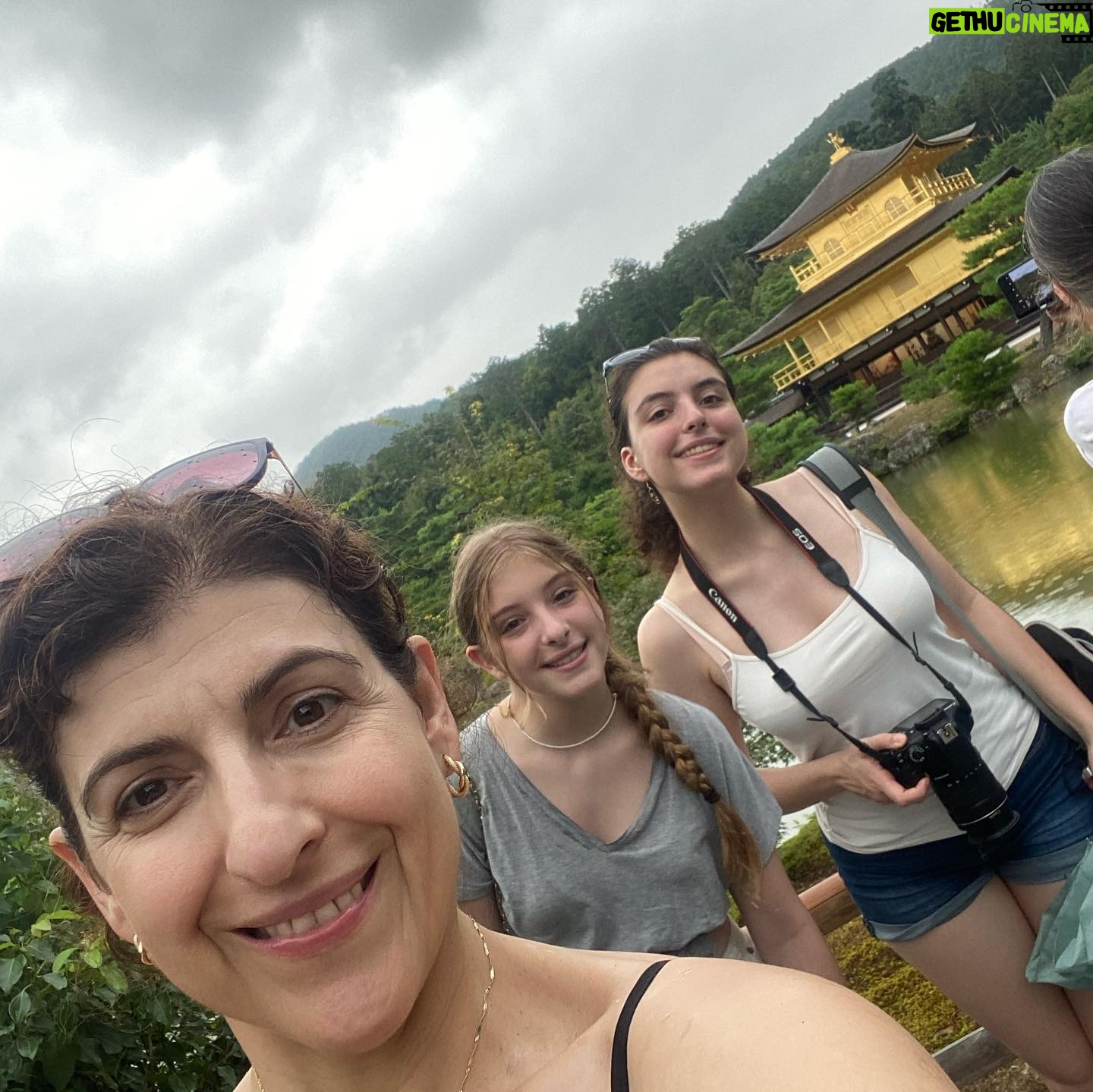 Karina Gidi - 712 Likes - Mas de Kyoto