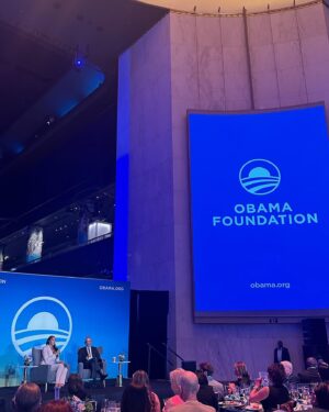 Karlie Kloss Kushner Instagram - And a quick but magical trip to Chicago ✨ Thank you for having me @obamafoundation — can’t wait to see the finished Presidential Center & honored to sign the final beam and support growth back home in the Midwest