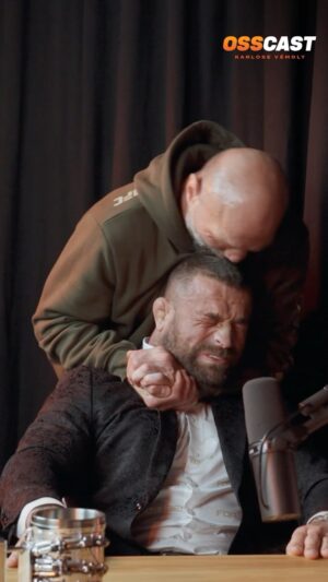 Karlos Vémola Instagram - 🎙️ Další OSSCAST je venku tentokrát s legendou bojových sportů @mma_monster_ 

ℹ️ Celý díl, a všechny následující epizody, uvidíš jako první na HeroHero (odkaz v BIO): herohero.co/karlostvemola

👉 Dej taky odběr youtube.com/@karlostvemola (odkaz v BIO) ať ti nic neuteče! 👊 Osss