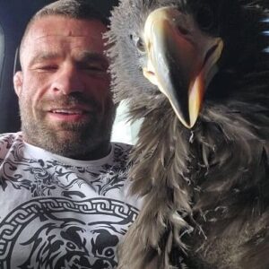 Karlos Vémola Instagram - GOLDIE😍🦅