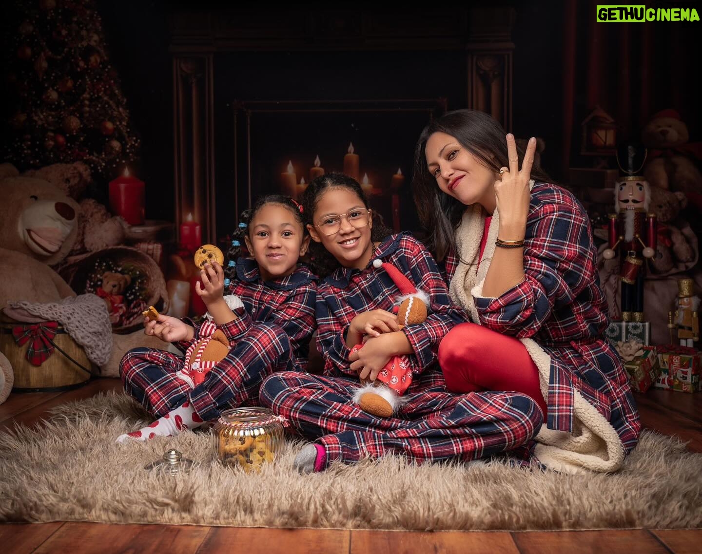 Karole Rocher - 2.2K Likes - Joyeux noel ❤️
📷: @emmanel2