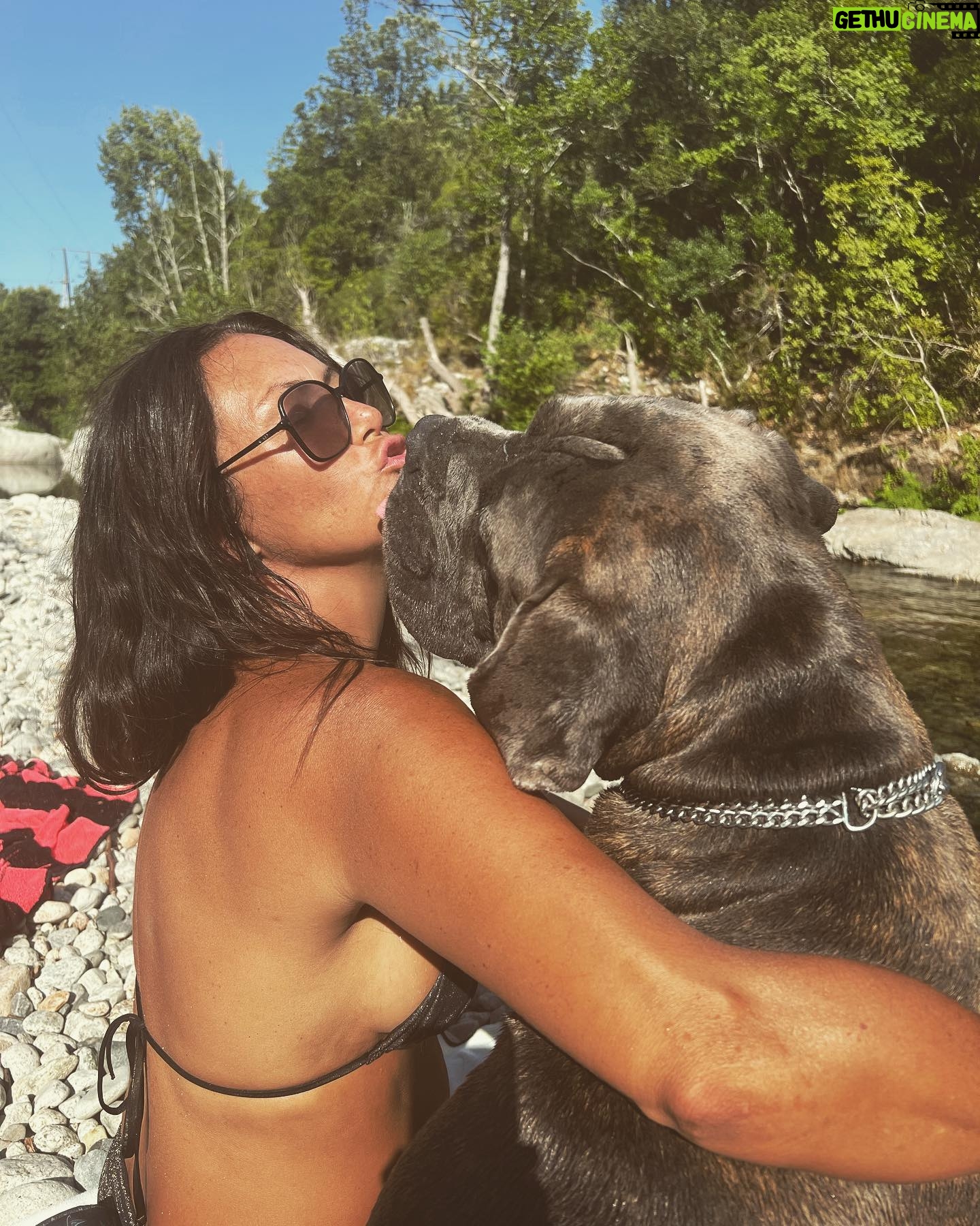 Karole Rocher - 1.5K Likes - Couple goal
