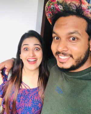 Karthik Surya Instagram - കുറച്ചു മുന്നെ കണ്ടു മുട്ടേണ്ടവറായിരുന്നു ഞങ്ങൾ 😁😜