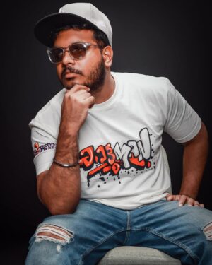 Karthik Surya Instagram - കാട്ടുMan🔥
Dare to Dream Merch♥️
Link in bio 🫰🏾
#karthiksurya #karthiksuryamerch #dare2dream #kattuman