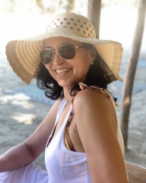 Kary Musa Instagram - La mamá mas linda del mundo entero me tocó a mí, sorry, las demás también son lindas pero la mía se pasa de lo hermosa que es por dentro y por fuera y soy bendecida de tenerla en mi vida, aunque de lejos hablamos a  diario y es mi mejor amiga de toda la vida❤️te amo mamá feliz día!!