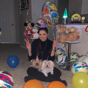 Kary Musa Instagram - Gracias por todos los buenos deseos y bendiciones!! Los llevo siempre en mi corazón! Thank you for all your wishes and blessings, I carry them always in my heart! #happybirthday #love #family #friends #forever #blessed 🌈