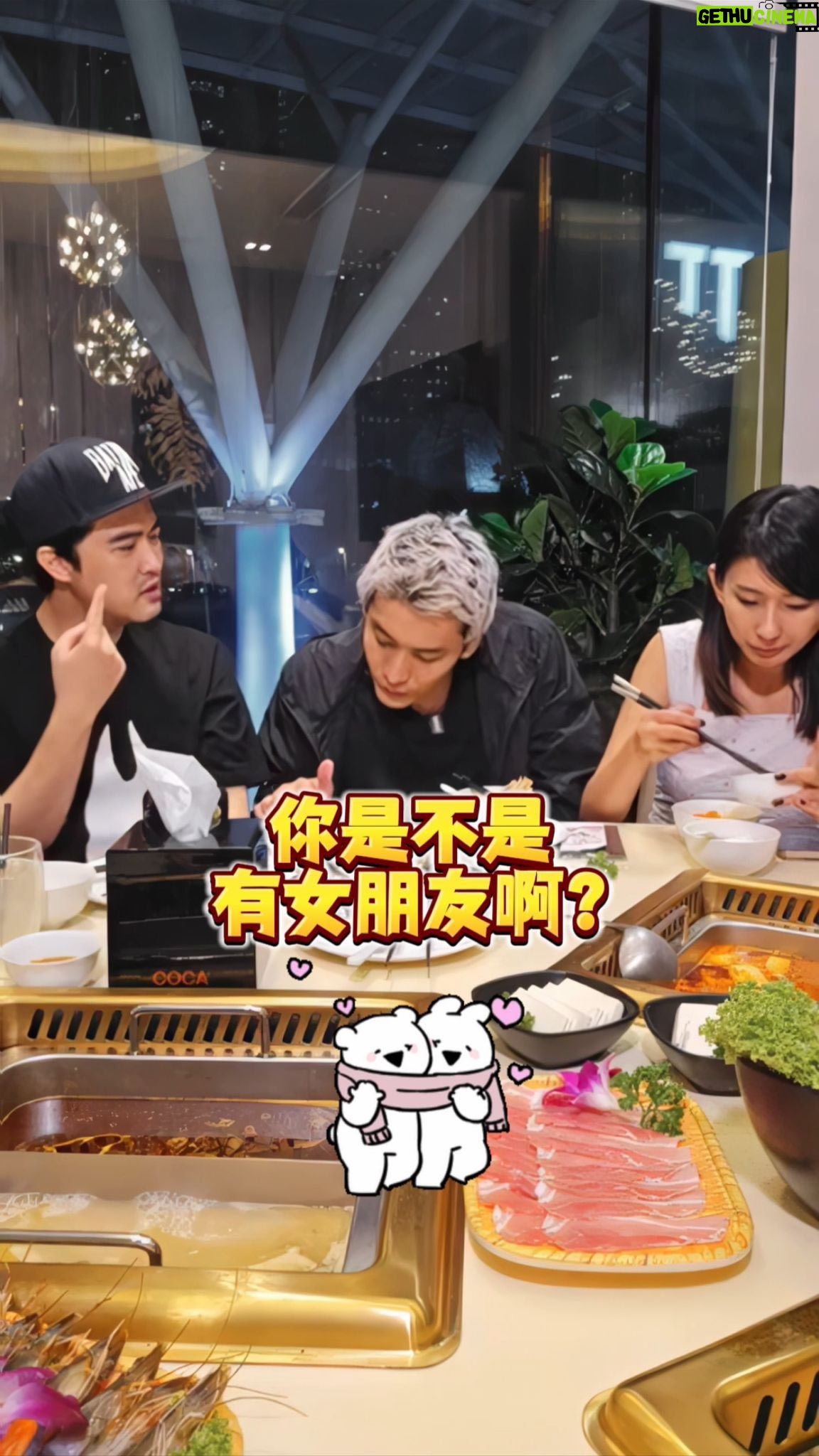 Karyn Wong - 866 Likes - 我也是很内向的人... 🫣