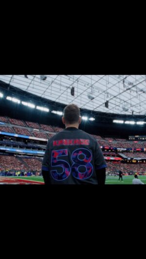 Kaskade Instagram - Such a dream to play for the @nfl at Super Bowl LVlll 🏈
To be the first to ever do it was truly an honor - what an incredible experience! 

(If you’re from San Francisco maybe don’t watch this 🫣)