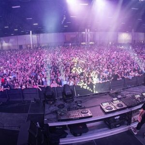 Kaskade Instagram - I have played thousands of shows over the course of my career. Some big, some small and pretty much everything in between.  I enjoy all of them BUT some of the most memorable ones are the ones that completely surprise me.  Last week I played a show in Sandy Utah with NO expectations.  I was blown away with the size of the crowd and how much energy they had. People going all in like it’s the first show they had ever been to - and for all I know it might have been. It was a memorable one - thank you! 🙌🏼🙏🏼❤️

📷 @markowensphoto