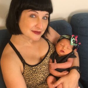Kat Brower Instagram - Entering week 3 with the girl we affectionately call ‘peanut’❤️👶🏻