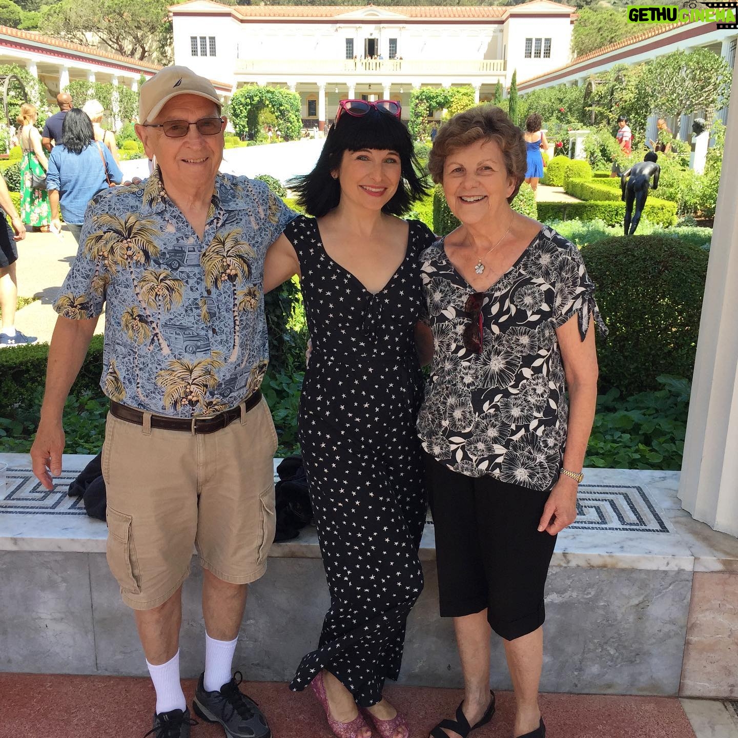 Kat Brower - 155 Likes - Great times at the Getty Villa! #parents #momanddad #gettyvilla #weekendfun #love #nature #art