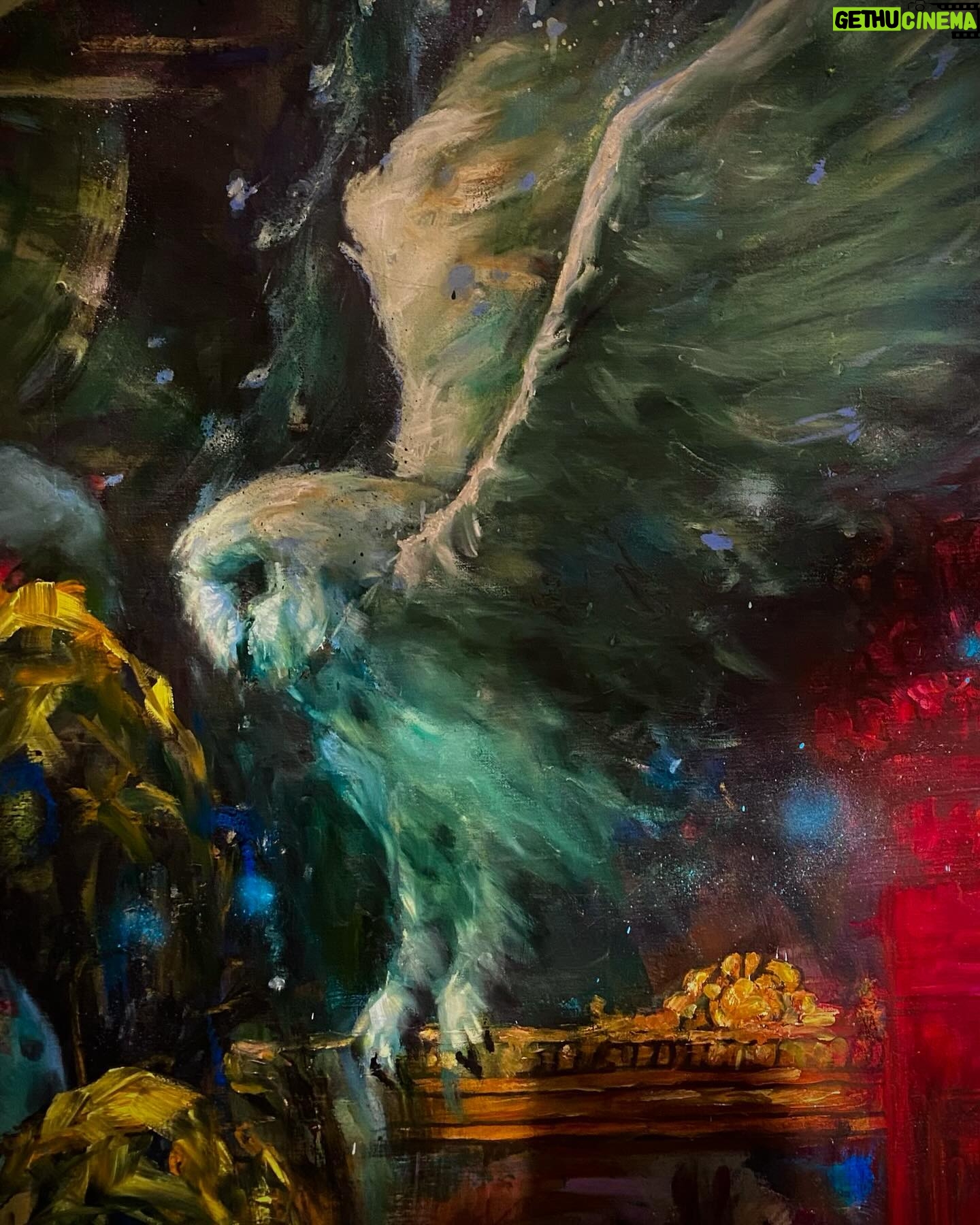 Katariina Souri - 3.8K Likes - Yksityiskohta keskeneräisestä teoksesta.
Detail of a work in process.
Tätä yli kaksimetristä teosta työstän rauhassa rinnakkain muutaman tilaustyön kanssa, joiden on saatava kerrosten välillä kuivua 🥰
#art #contemporaryart #taide #kuvataide @katariina.souri