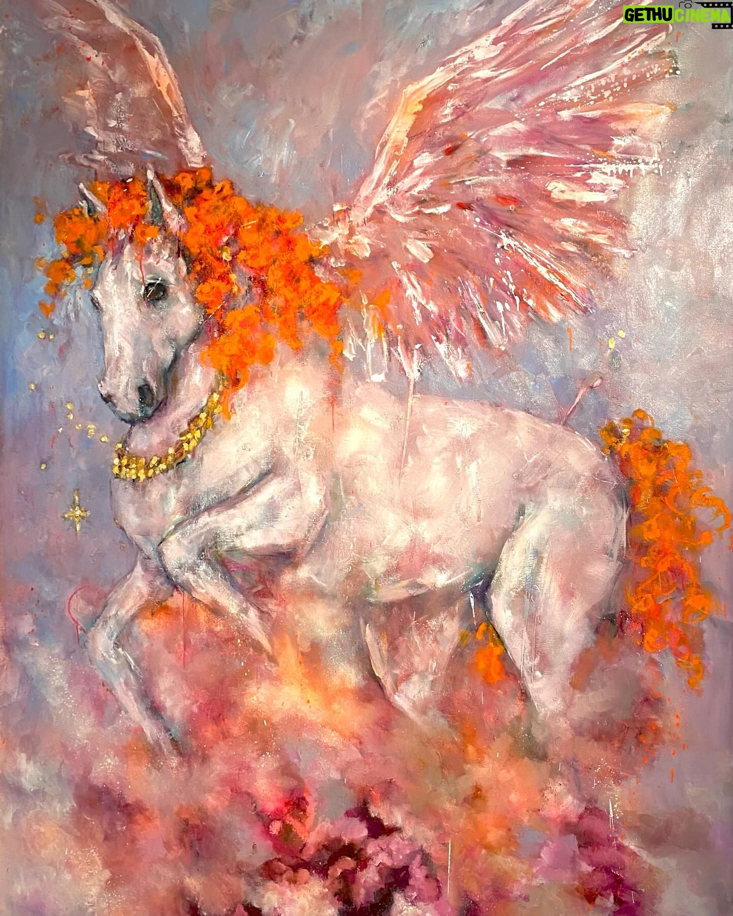 Katariina Souri - 3.3K Likes - Pegasus, 140 x 220 cm
Oil on Canvas
Tätä maalausta olen työstänyt jo muutaman vuoden. Nyt vihdoin se alkoi pelittää 😍
#art #contemporaryart #taide #kuvataide #pegasus @katariina.souri