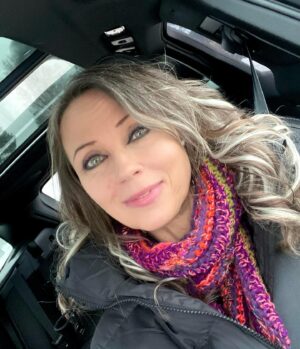 Katariina Souri Instagram - Oho. Tukka kasvoi aika nopsaan 😳😁

@katariina.souri