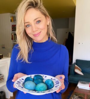 Katarina Čas Instagram - Happy Easter💙

(Colored the eggs with red cabbage and I love the effect✨)