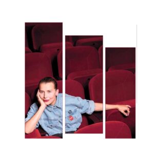 Katarzyna Herman Instagram - Skończyłam  właśnie sezon teatralny a dwa filmy w których wzięłam udział zakwalifikowały się  na 
@fpffgdynia 
——to był dobry rok —-
Zacznę  się chwalić od końca :

- premiera  sztuki „Podwójny z frytkami „ w @teatr_dramatyczny dziękuje @paczeswag  i @jan.czaplinski ,że uwierzyliscie że mogę być Jackiem Kuroniem

-nagroda aktorska  na Międzynarodowym festiwalu Teatralnym „Kontakt” w Toruniu za postać Profesorki w „Badaniach Ściśle Tajnych „ -jury było zagraniczne i wyśmienite spektakle -tym bardziej się cieszę 
Dziękuje 
@teatropole 

-premiera 
sztuki „Mój rok relaksu i odpoczynku „ w @teatr_dramatyczny -na scenie wreszcie robię szpagat 
 ciągle też gram z dziką radością 
„Kruka Z Tower”i w Przodowniku 

-zagraliśmy ponad 450 spektakli „Nerwicy Natręctw z @teatr_gudejko  jeździmy z nią po całej Polsce a nawet 
Londynie 

-dostałam nominacje do Nagrody Norwida w dziedzinie teatr 

-zagrałam w filmie „Święto Ognia” w reż @kingaidebska -będzie na festiwalu w Gdyni ,podobnie jak „Doppelganger”w rez @jan_holoubek 

-oraz w serialu „Belfer” w reż .Łukasza Grzegorzka -premiera jesienią na @canalpluspolska 
 I zrobiliśmy duży serial kostiumowy dla Netflixa —który dzieje się w baroku a zobaczymy go w listopadzie 
Ufff…mogę odpoczywać . 

 Bardzo jestem wdzięczna ♥️

A dodatkowo był to rok kiedy mój syn zdawał maturę a córka egzamin 8 klas -i zdali !! 

📸 Adam Stępień  dla @gazeta_wyborcza