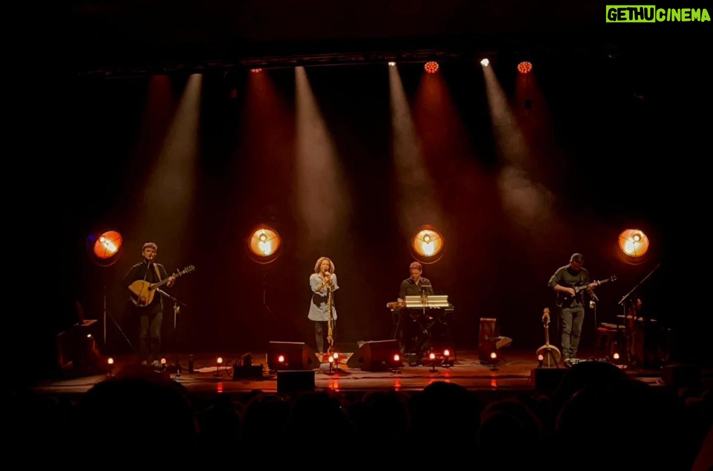 Kate Rusby - 243 Likes - 🌸⭐️🌸 Absolutely beautiful night tonight at @paviliontheatreglasgow. You guys were with us from the very start, it was such a fun evening. Thank you so much for coming out, singing and being awesome. Can’t wait to come back 🌸⭐️🌸
On to @theatre.severn Shrewsbury on Sunday April 21st and it is SOLD OUT! Vroom vroom 🚗
#singysongysessiontour #springtour #katerusby #guitars #acousticguitars #electricguitars #bass #rhodeskeys #moog #moog @duncanlyall @deebookane @sammysauceboat @isophase_audio
📸’s 1&2 by our devilish lighting engineer @zaknicholson