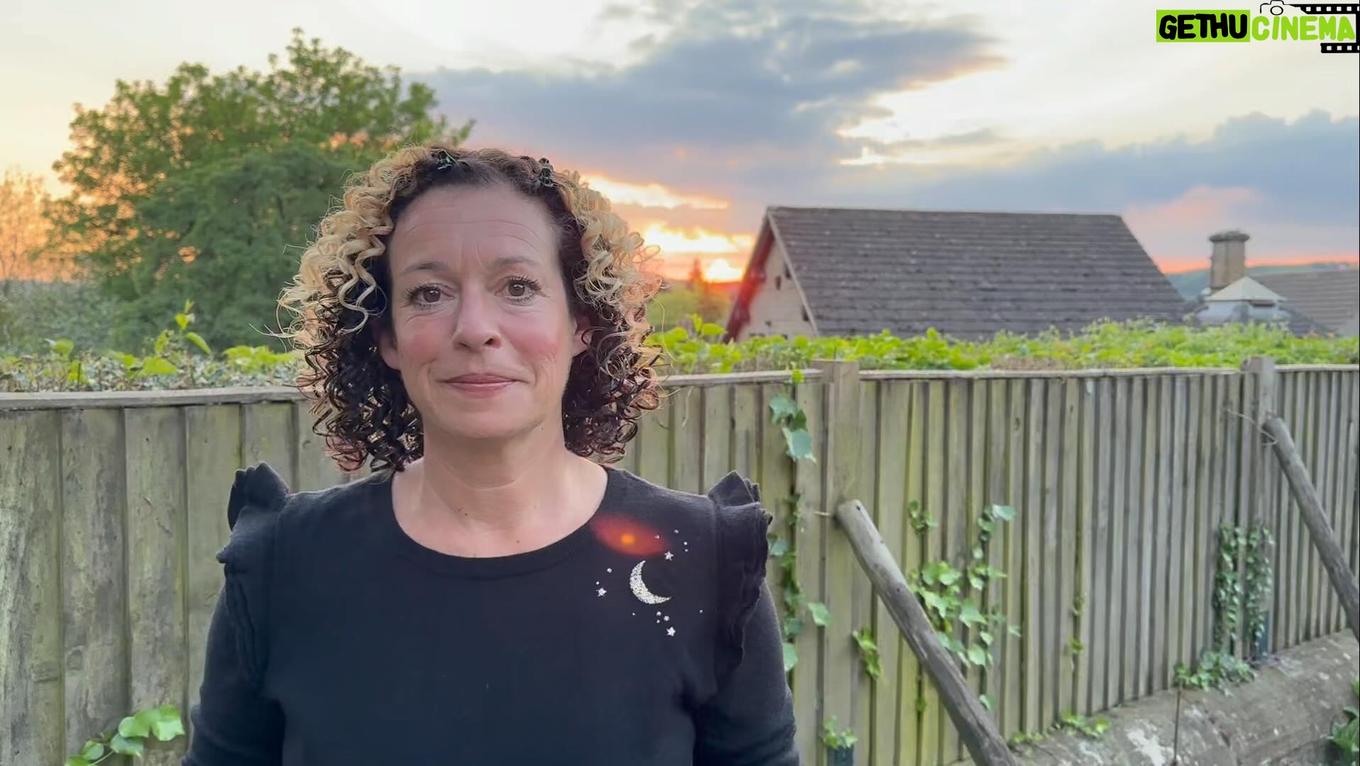 Kate Rusby - 632 Likes - Goooooooood evening one and all!! 👋☀️⭐️📣📣Exciting news 📣📣🌟
We’ve added an extra date when we hit the road with Winter Light in Dec!! So soooo happy to be returning to @liverpool_philharmonic 11th Dec, so excited 😆🥰🎄 This and the rest are already on sale so get in there to get your 🪑🪑😁 Link in bio
But first 4 more Singy Songy Sessions 😃🌼🐝🌸🎊
@warwickarts 7pm 11th May
@wtmworthing 7pm 12th May
@churchill_bromley 7.3pm 13th May
@theapexvenue Bury St Edmunds 7pm 14th May (sold out)
⭐️❤️⭐️❤️⭐️❤️⭐️❤️⭐️❤️⭐️❤️⭐️❤️