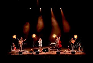 Kate Rusby Instagram - 🌸🌟Awesome gig at Scunthorpe baths hall Scunthorpe Theatres tonight. Second one of the Singy Songy Tour and you guys were beautiful 🥰 Thanks so much for singing along 😮😮🌟🌸

On to Victoria Theatre Halifax tomorrow vroom vroom 🚗

Pics 1 & 2 by Zak Nicholson
Pic 3 by Damien O'Kane