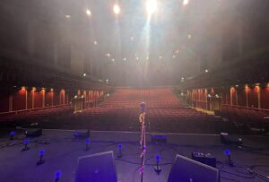 Kate Rusby Instagram - 🌸🌟Awesome gig at Scunthorpe baths hall Scunthorpe Theatres tonight. Second one of the Singy Songy Tour and you guys were beautiful 🥰 Thanks so much for singing along 😮😮🌟🌸

On to Victoria Theatre Halifax tomorrow vroom vroom 🚗

Pics 1 & 2 by Zak Nicholson
Pic 3 by Damien O'Kane