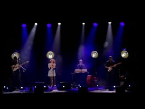 Kate Rusby Instagram - 🌸⭐️🌸 We had the most amazing, beautiful and heart warming gig last night at @thefromememorialtheatre. You sang your hearts out and gave us such a gorgeous welcome at your venue for our first ever visit. We can’t wait to come back 🙏🏻🌸⭐️🌸

On today to @lighthousepoole, vroom vroom 🚗

📸 1 by moi
📸’s 2&3 by our fab lighting engineer @zaknicholson 

#singysongysessiontour #springtour #frome #katerusby #guitars #acousticguitars #electricguitars #bass #rhodeskeys #moog #bouzouki #band #pooledorset @deebookane @duncanlyall @samkellysings @isophase_audio