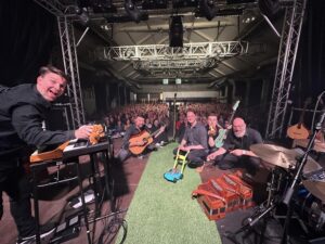 Kate Rusby Instagram - Aw what a ￼￼gorgeous night tonight at Cheese and Grain in beautiful Frome 🌟 Thanks for singing and being awesome 😊 Can you spot yourself? 😃

Tomorrow we are off to Hall for Cornwall in Truro wheeeeeeee 🏎️

#springtour2023 #KateRusby #Est1973 #songs #tour #musicislife #Jenny #manlytunes #winetime