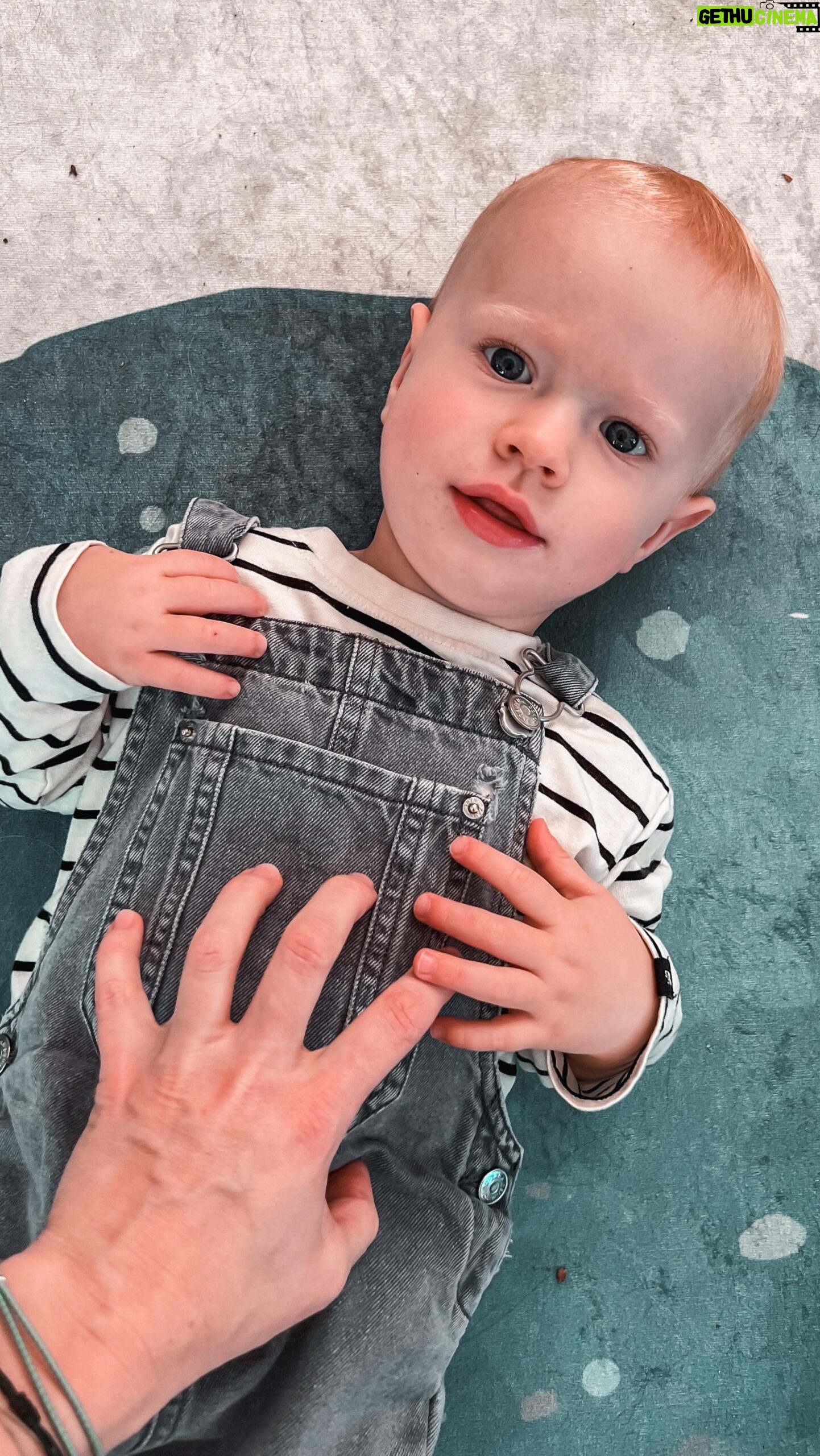 Kateřina Koubová - 819 Likes - Asi není den, kdy bych si neřekla “Oh my god, ježiši, ty vole, do p*dele, tohle nedělej, Maxi neee, dejchej, dáme kafíčko” 😅 A spoustu dalšího 🤦🏼♀️
#max #rebel #jevsude #chcetosklenicku