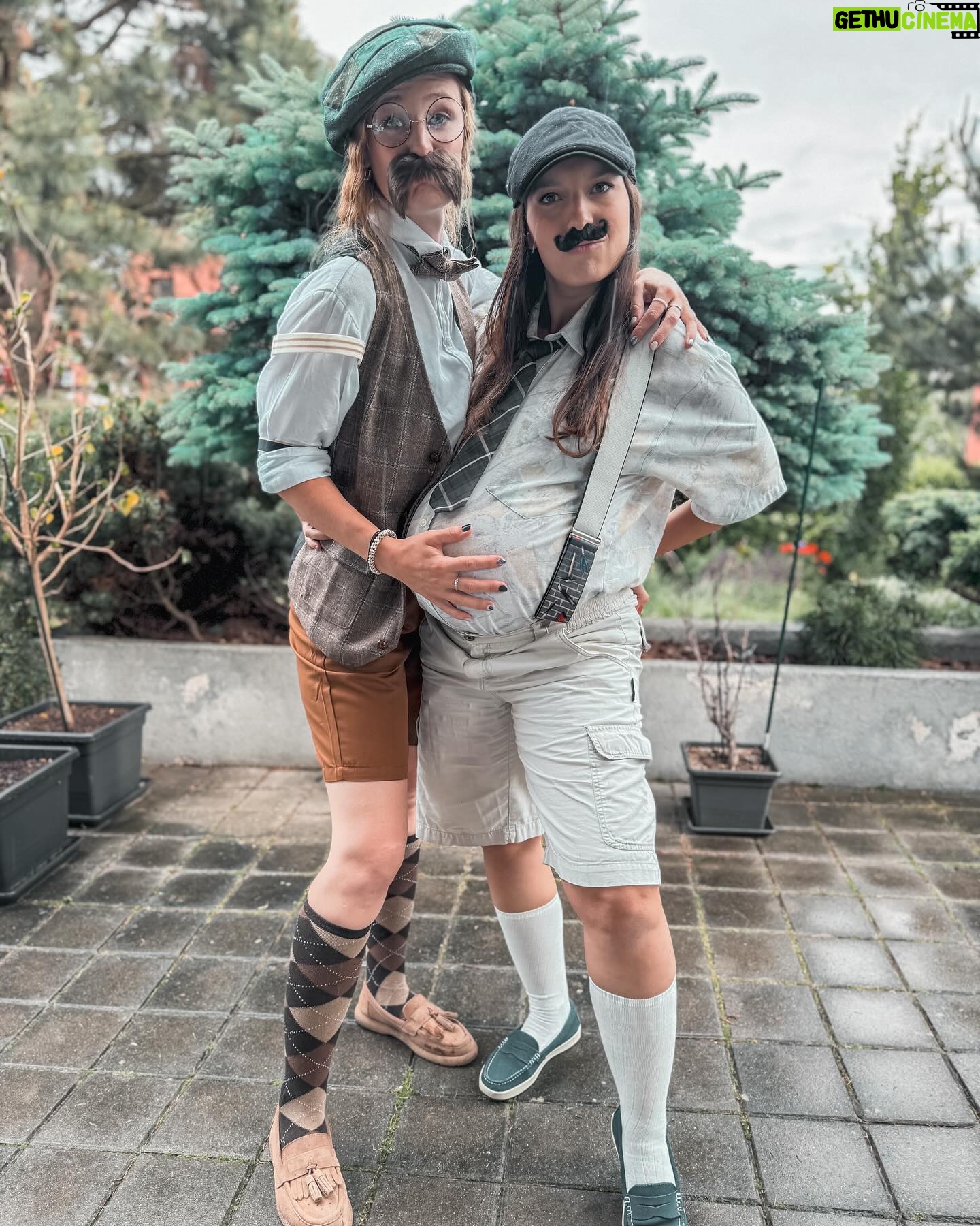 Kateřina Koubová - 733 Likes - D-Ě-K-U-J-U 🤎 M-I-L-U-J-U
O rok starší a moji gentlemani zůstávají 🫶🏻
Skvělá oslava, jsem ráda, že se máme!
#miluju #mojeholky #nebojkluci #gentelman #style #birthday #32 #party #time #drink #cake #love #friendship #peakyblinders #bylonaspet