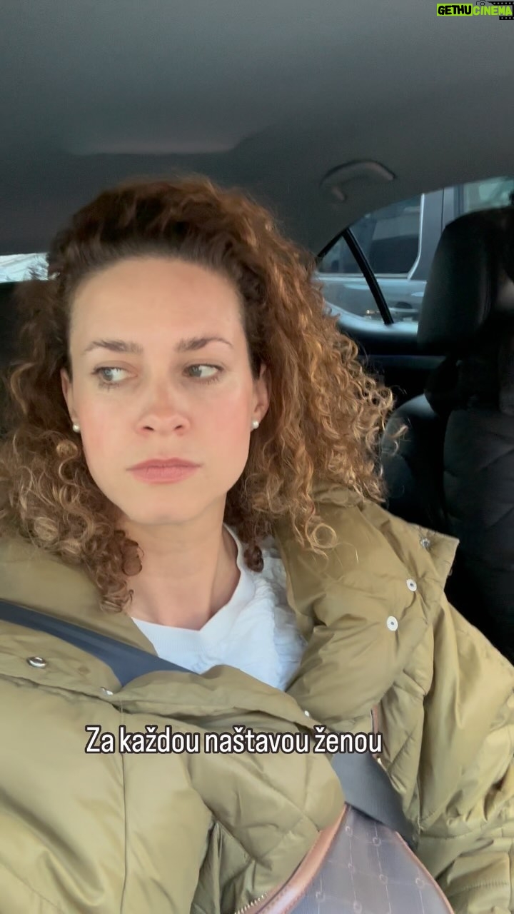 Kateřina Sedláková - 1.9K Likes - Máte to s náma chlapi někdy těžký 😁🙏
•
#muzazena #nastvanazena #muz #muzvaute #muziazeny #hitradio #snidanesampionu #michalknejp #katerinapechova