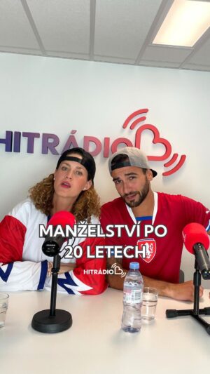 Kateřina Sedláková Instagram - Po 20 letech manželství už občas dojde i na některé nepovolené zákroky a je hodně potřeba promyslet taktiku do dalších let😅👰🏼‍♀️🤵🏻