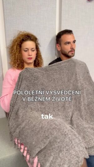 Kateřina Sedláková Instagram - “Dvojka? A proč to nemohla být jednička?”😆 #vysvedceni