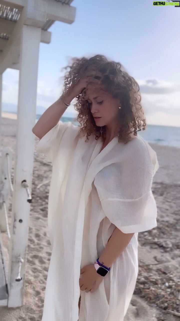 Kateřina Sedláková - 1.5K Likes - Nikdy jsem se ve spodním prádle necítila lépe 🙏
•
Tohle umí jen @lindexofficial 😍
•
Mají přes 250 druhů podprsenek a kalhotek od velikostí AA - H 🙏
•
Lindex je prostě spodní prádlo “na celý život” 🩷
Pro ženy od raného dospívání až po menopauzu
•
#spoluprace #lindex #underwearforlife #underwear
#lindexofficial