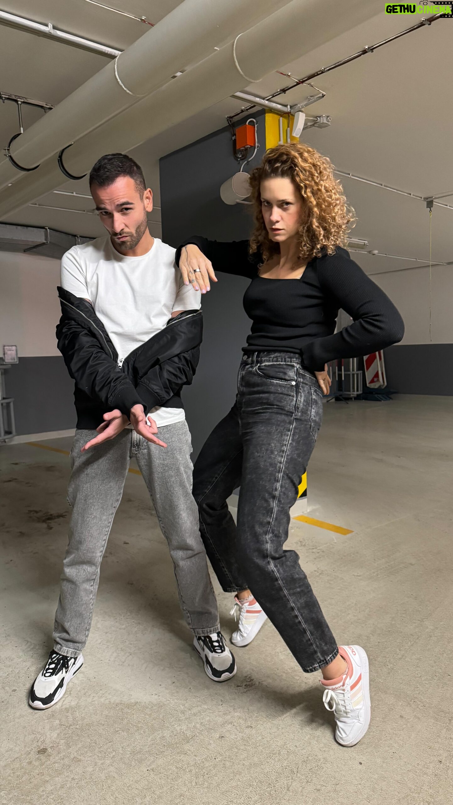 Kateřina Sedláková - 15.2K Likes - Dospělí lidé o půl sedmé ráno v garážích🙏😂 #stepup