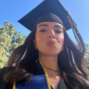 Katherine Hughes Instagram - applied to UCLA during lockdown and now we’re here 🥹🙏🐻