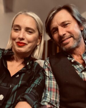 Katherine LaNasa Instagram - HAPPY THANKSGIVING FRIENDS! 🍁 So very much to be grateful for. Wishing everyone peace and love and good fellowship 🧡🧡🧡