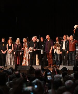Kathleen Edwards Instagram - Thank you @masseyhall for hosting an incredible celebration of the great Gordon Lightfoot. It was an absolute honor!

📸 @jagphotography