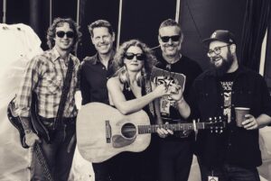 Kathleen Edwards Instagram - Another fine day.  So much gratitude for the company. 
📸  @mikedunnusa