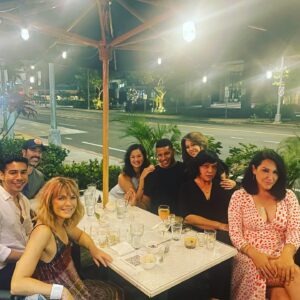 Kathleen Rose Perkins Instagram - My god, I’m gonna miss these lovely people. That’s a wrap for me on @doogie.kamealoha.md #oahuhawaii
