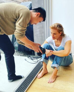 Kathleen Rose Perkins Instagram - I got to do a photo shoot and interview for a cover story in  this month’s issue of @hiluxurymag Hawaii’s own luxury magazine.  These are behind the scene shots taken by the lovely @katehollinsheadmakeup ! It was so fun. I didn’t want it to end!  @tingerbell808 did the interview, loved chatting with you, yushing, could have talked all day!@kylekagamida did amazing styling, I still dream of that white dress! @katehollinsheadmakeup always does flawless hair and makeup, you are the best!! And @haroldjulian you’re a magician with a camera! Thank you for making me look that good! Issue is out now. Please look it up! And thanks to everyone again!