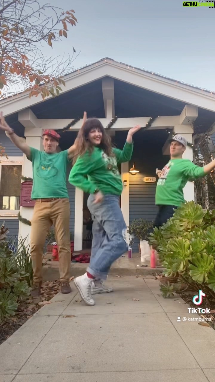 Kathryn Burns - 2.2K Likes - Decorating is very merry with these two. GOOD TIME GANG ELVES: @scottmfoster @mrpetegardner š#sleighride #dance #petesatiktokstar #crazyexgirlfriend