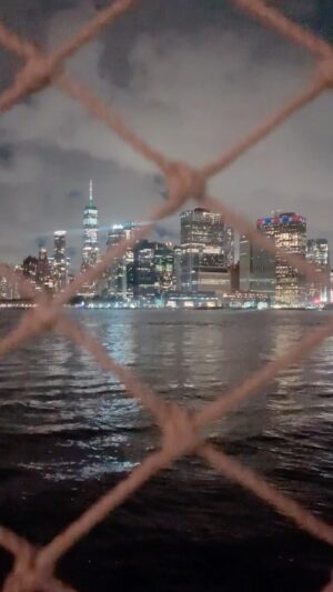 Katia Repina Instagram - Every day falling more for this city ❤️ NYC’s view from Governors island. #nyc #love #film