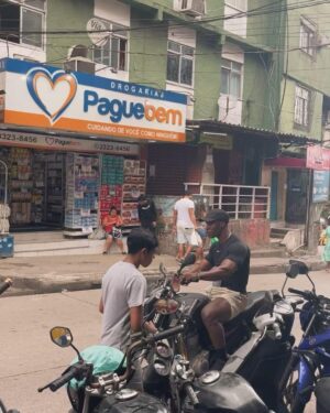 Katia Repina Instagram - Inside Favela Da Rocinha, Rio De Janeiro. Around 200,000 people live in Rocinha, making it the largest favela in Brazil.

Rio’s drug trade has long been divided among three factions: Comando Vermelho, Terceiro Comando Puro and Amigos dos Amigos. Each faction controls specific favelas from where they organize the sale of cocaine which is distributed among the many users within the favelas as well in the middle-class areas.

#riodejaneiro #favela #brazil
