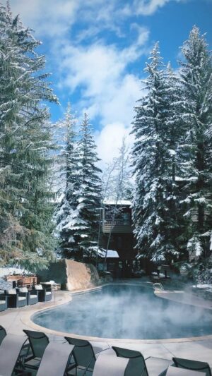 Katia Repina Instagram - iPhone memories from Aspen’s fairytale 
#aspen #colorado #photography #gant