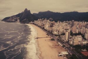 Katia Repina Instagram - Postcards from Rio & jungle poetry 

#riosejaneiro #brazil #jungle #dji #drone #dronephotography